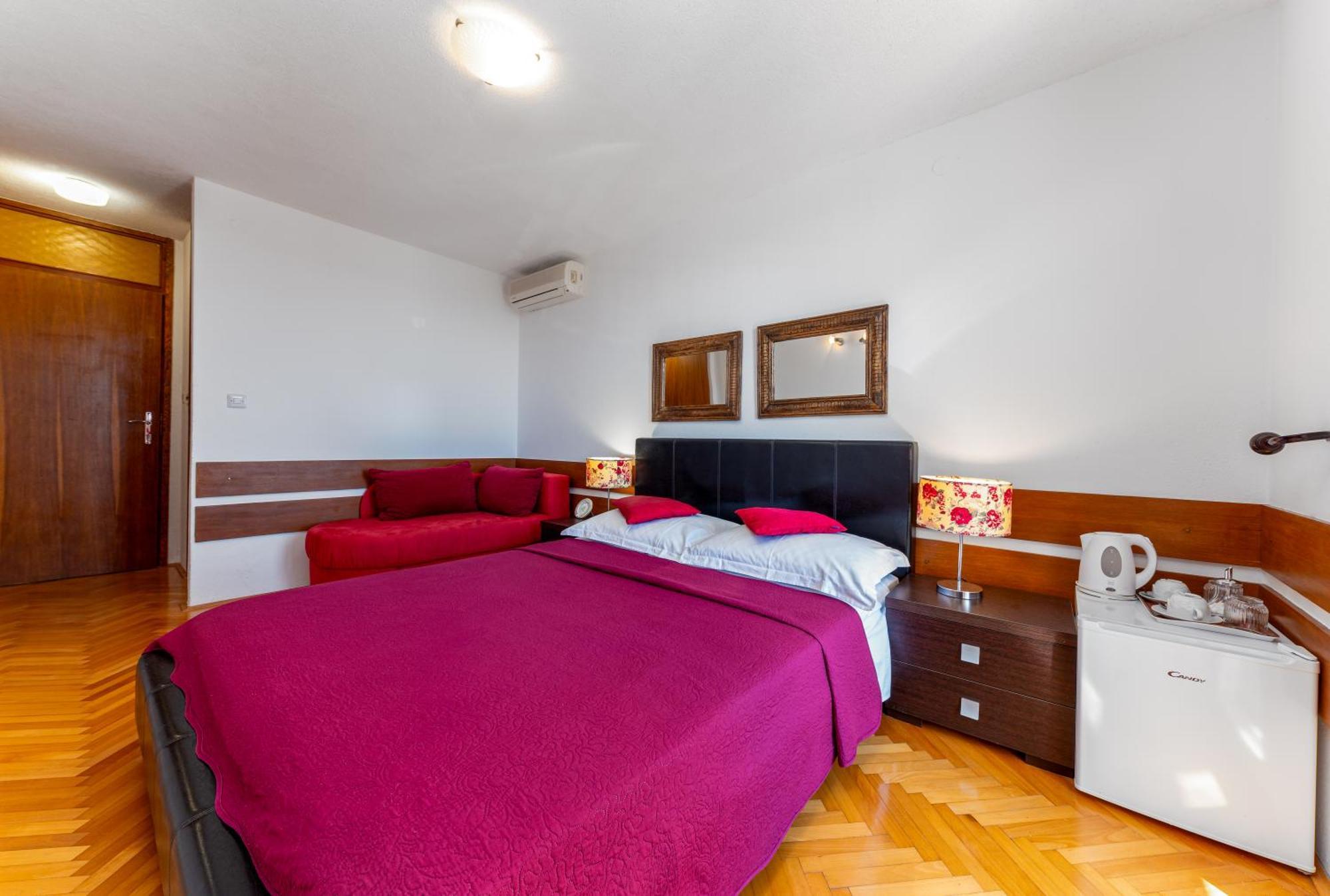 Villa Sokol Brela Bagian luar foto